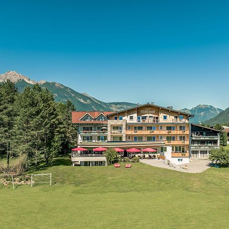 Hotel Foehrenhof Штанцах Экстерьер фото